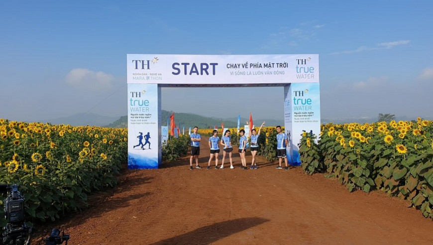 PHỦ QUỲ RUNNERS - Đừng đếm từng ngày, mà hãy làm sao cho từng ngày đều đáng giá