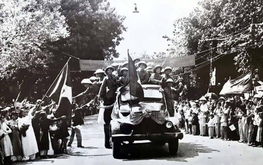 10-10 HƯỚNG VỀ THỦ ĐÔ