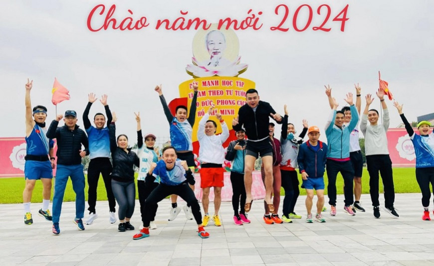 HTR TP-NX - Chào năm mới 2024