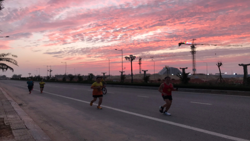 LTNHR - LONG RUN CUỐI TUẦN 1 THÁNG 4