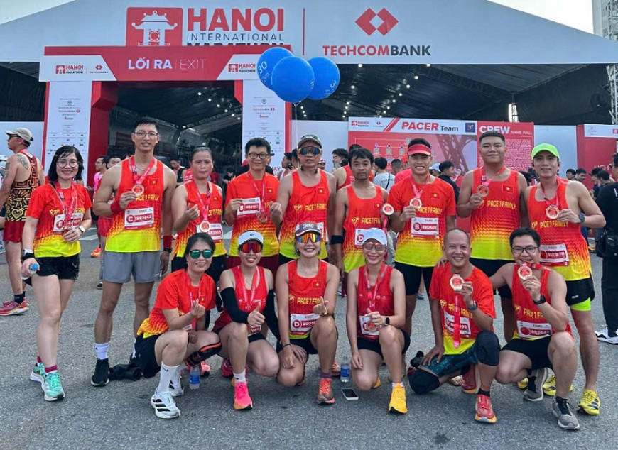 Pace 7 Family - Tháng 10