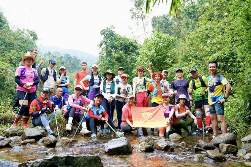 CHÀO MỪNG 30-4 1-5 Pace7Family