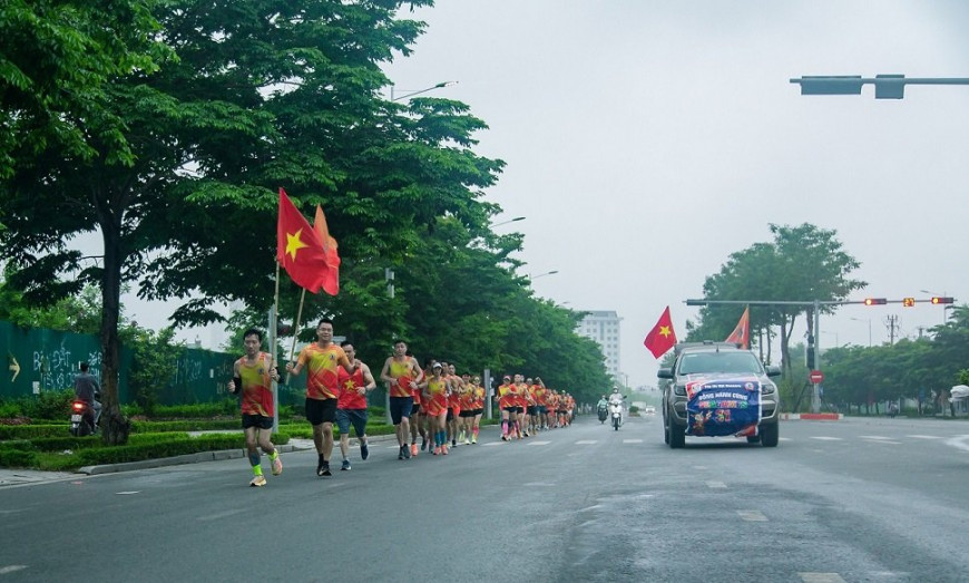 Tây Hà Nội Runners - Long run cuối tuần - chào mừng sinh nhật