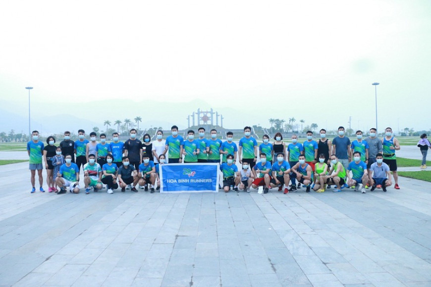Hòa Bình Runners Mừng sinh nhật tròn 1 tuổi