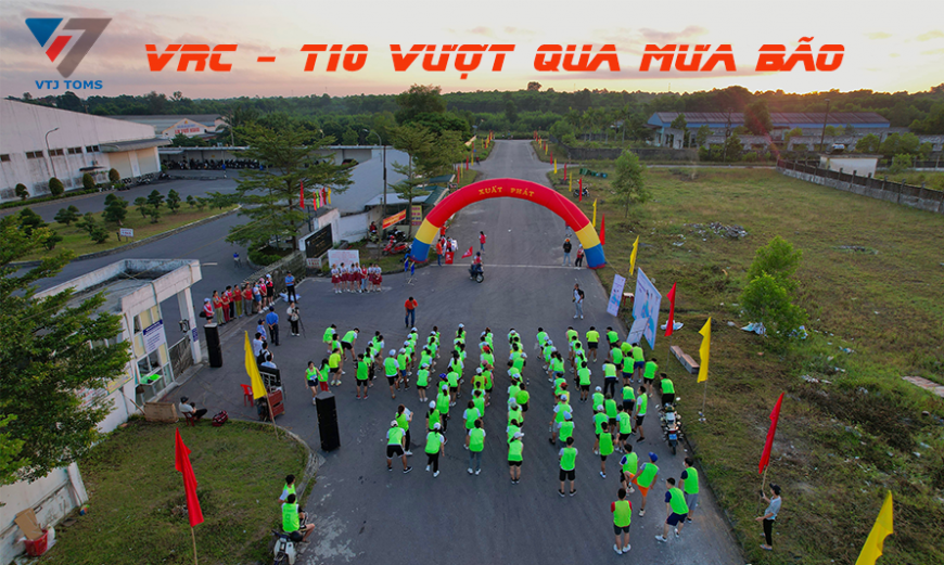 Vtjtoms running club - Tháng 10 vượt mưa bão