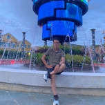 Tùng Bùi