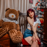 TUYẾT NGÂN