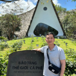 Hoang  Kiên