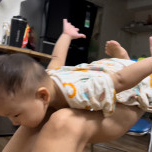 Ba giờ năm tám phút mười sáu giây
