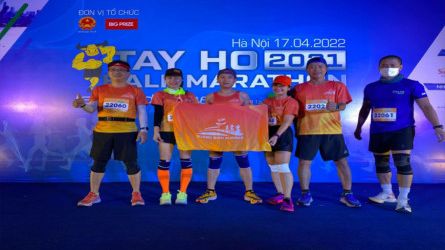 Lệ Thủy Runners - Chào mừng thành công Race Tây Hồ Half Marathone 2021