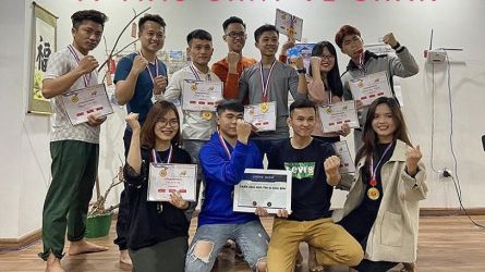 T7 MÁU CHẢY VỀ CHÂN