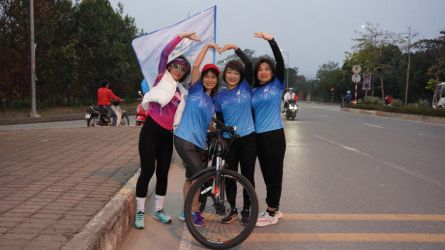 DPR long run chào mừng ngày Quốc tế phụ nữ