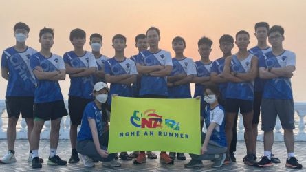 QHR - Quỳnh Hoàng Runners chạy mừng ngày thống nhất đất nước